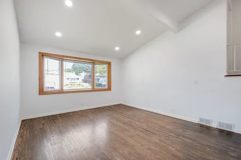 1721 North Wilshire Drive Arlington Heights IL 60004