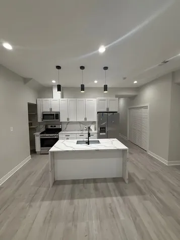 2933 West Lexington Street Chicago IL 60612