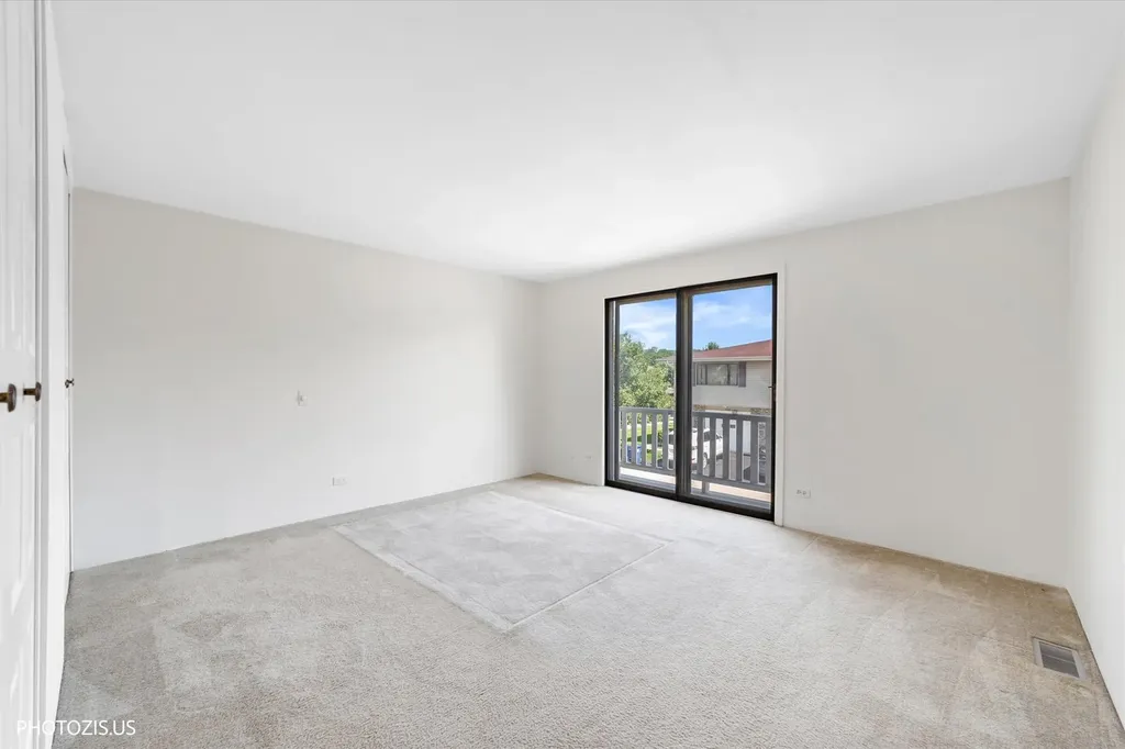 1309 Yarmouth Court Schaumburg IL 60193