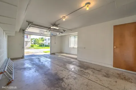 1309 Yarmouth Court Schaumburg IL 60193