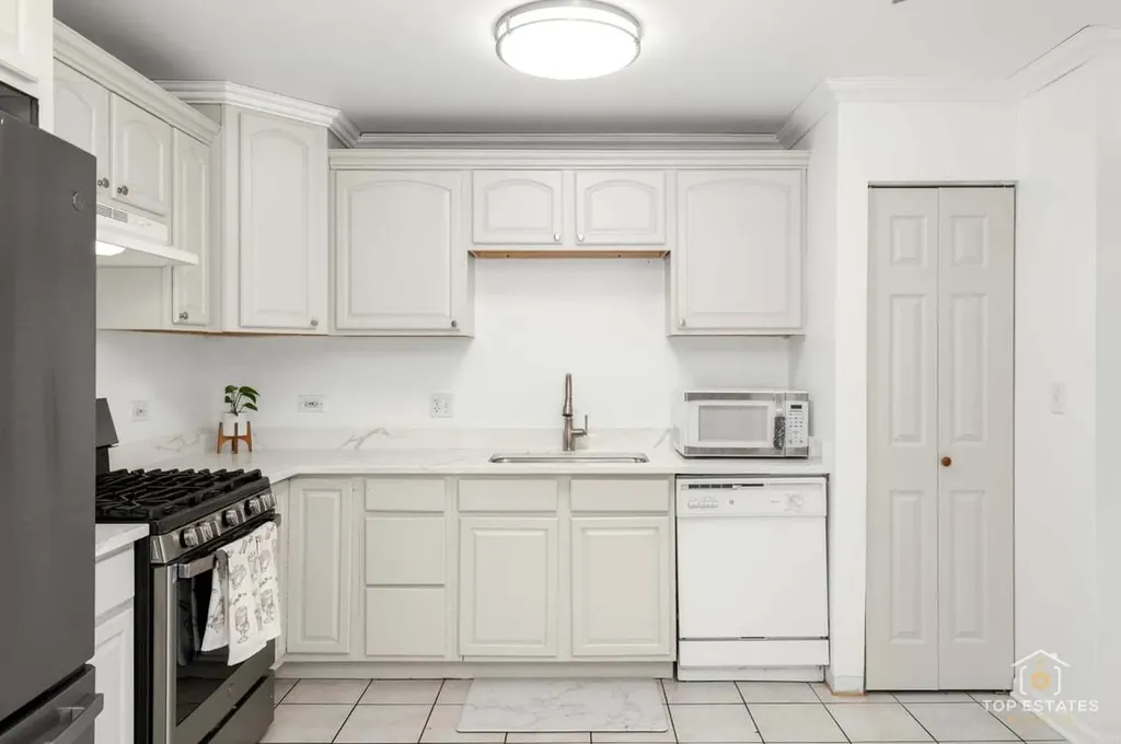 3731 Wren Lane Rolling Meadows IL 60008