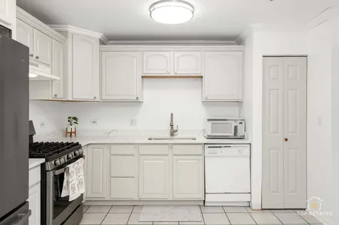 3731 Wren Lane Rolling Meadows IL 60008