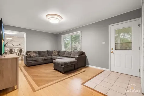 3731 Wren Lane Rolling Meadows IL 60008