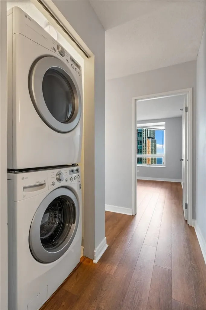 512 North Mcclurg Court Chicago IL 60611