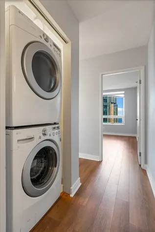 512 North Mcclurg Court Chicago IL 60611