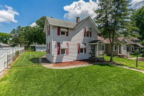 2320 18TH Street A Moline IL 61265