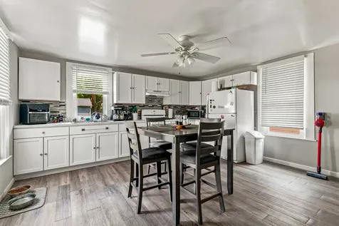 2320 18TH Street A Moline IL 61265