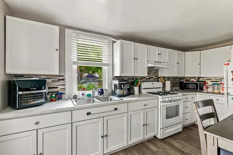 2320 18TH Street A Moline IL 61265