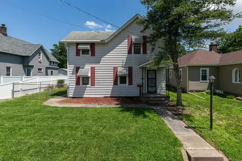 2320 18TH Street A Moline IL 61265