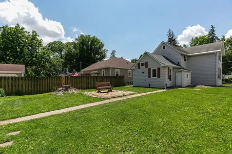 2320 18TH Street A Moline IL 61265