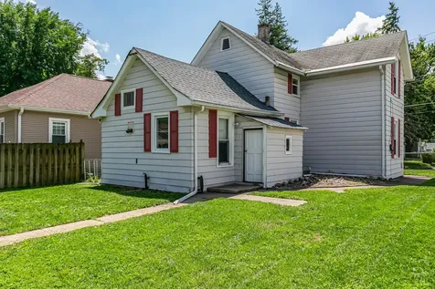 2320 18TH Street A Moline IL 61265