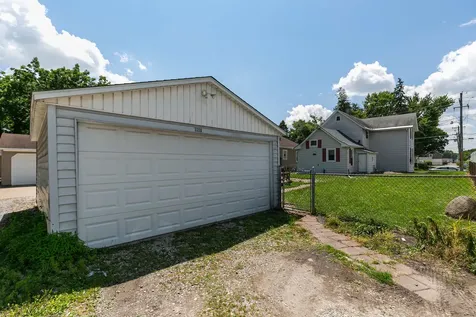 2320 18TH Street A Moline IL 61265
