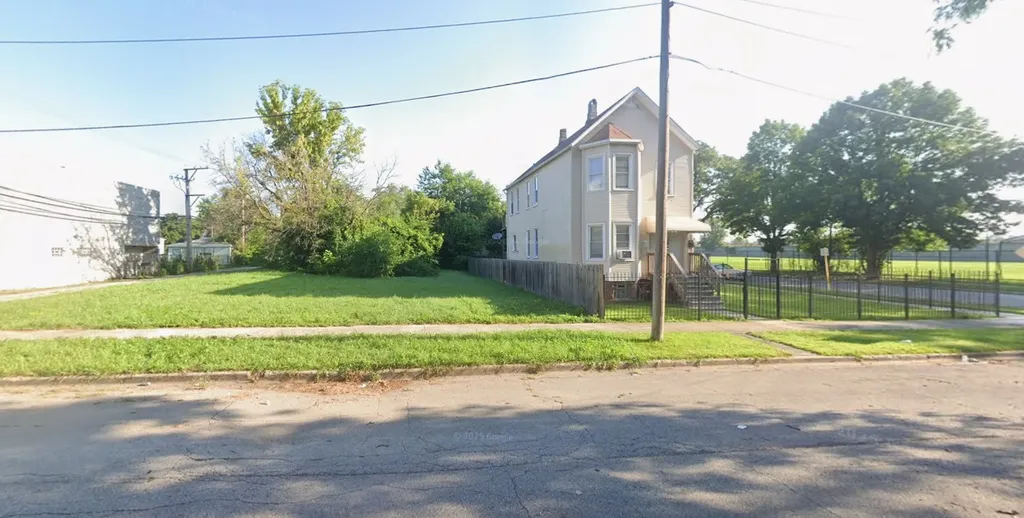 638 West 57th Street Chicago IL 60621