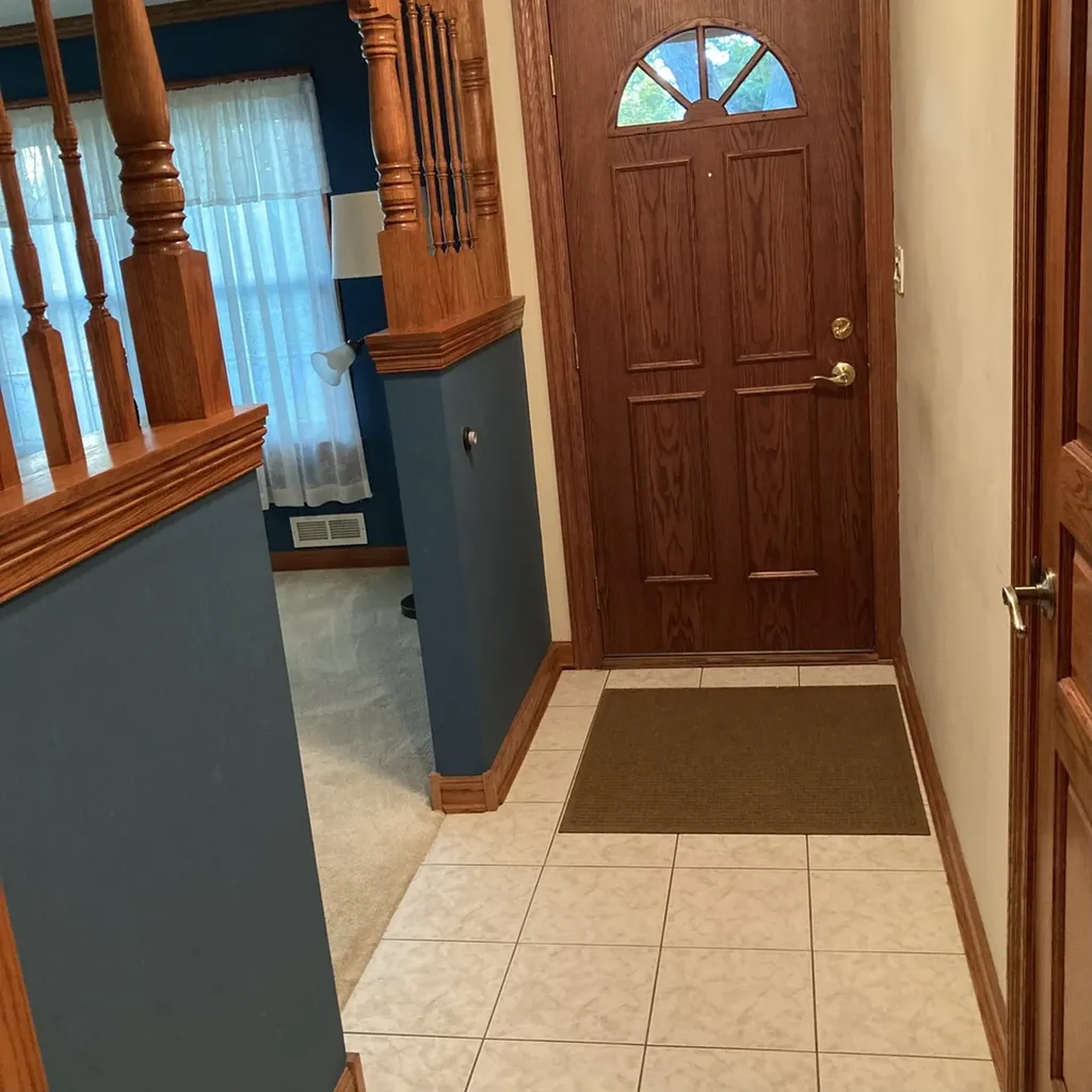 5775 North Nina Avenue Chicago IL 60631