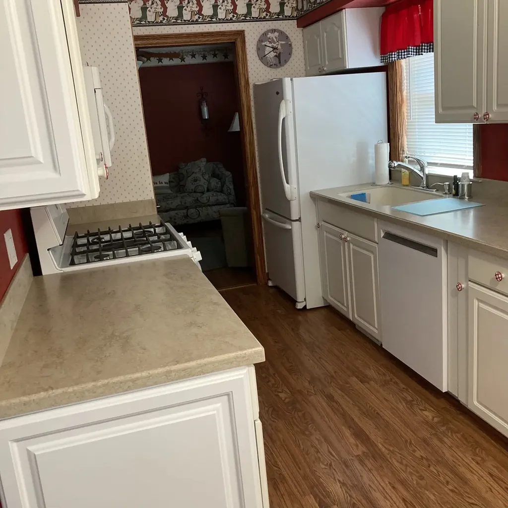 5775 North Nina Avenue Chicago IL 60631