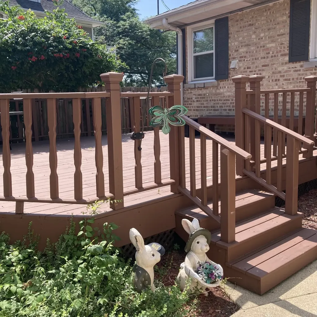 5775 North Nina Avenue Chicago IL 60631