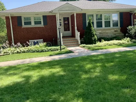 5775 North Nina Avenue Chicago IL 60631