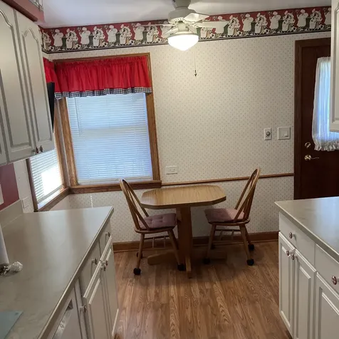 5775 North Nina Avenue Chicago IL 60631