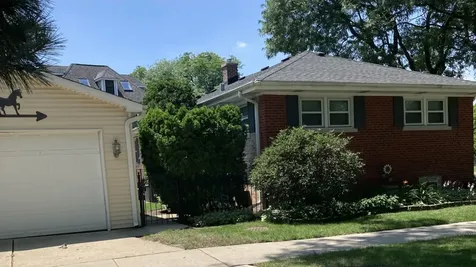 5775 North Nina Avenue Chicago IL 60631