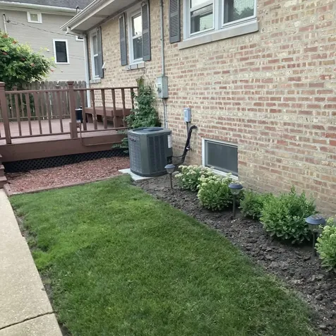 5775 North Nina Avenue Chicago IL 60631