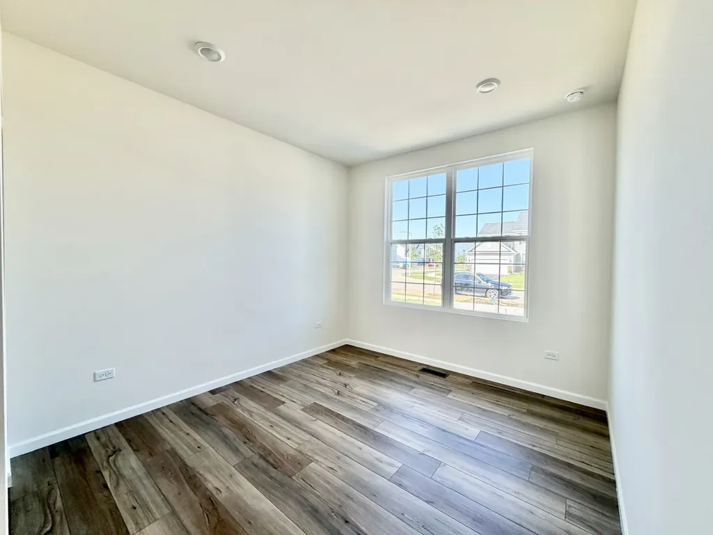 3200 Peyton Circle Aurora IL 60503