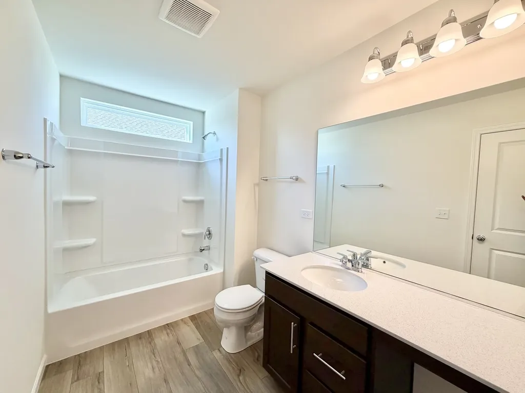 3200 Peyton Circle Aurora IL 60503