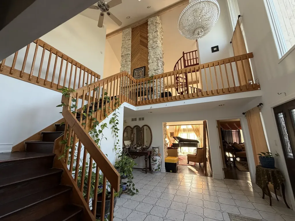 24165 Brancaster Drive Naperville IL 60564