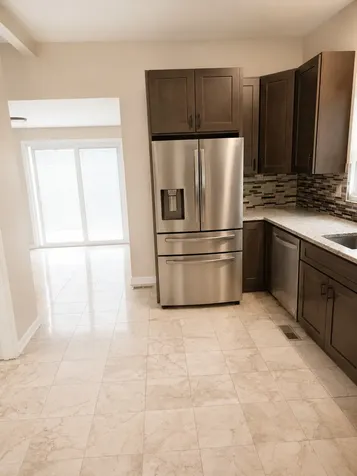 8443 South Green Street Chicago IL 60620