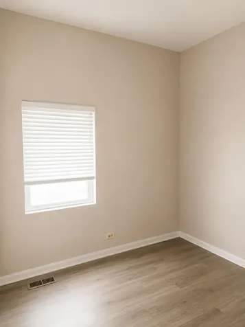 8443 South Green Street Chicago IL 60620