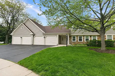 2838 Meadow Lane Schaumburg IL 60193