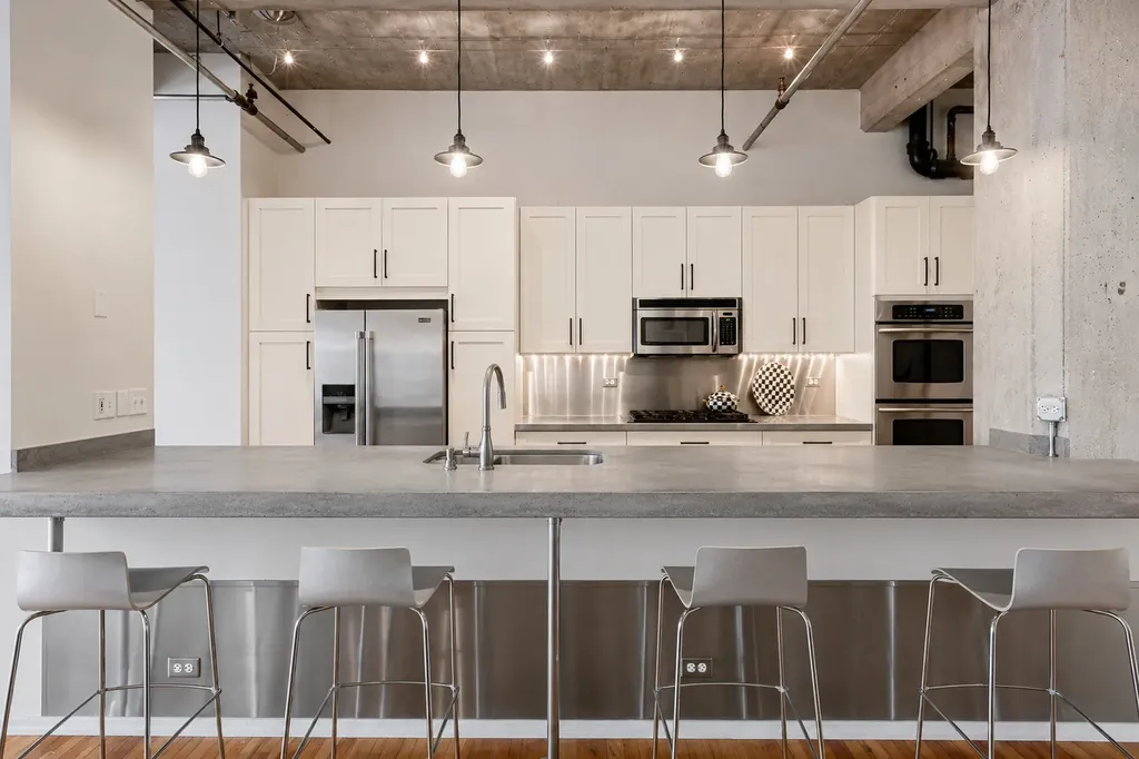 850 West Adams Street Chicago IL 60607