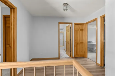 27W225 Ash Court Winfield IL 60190