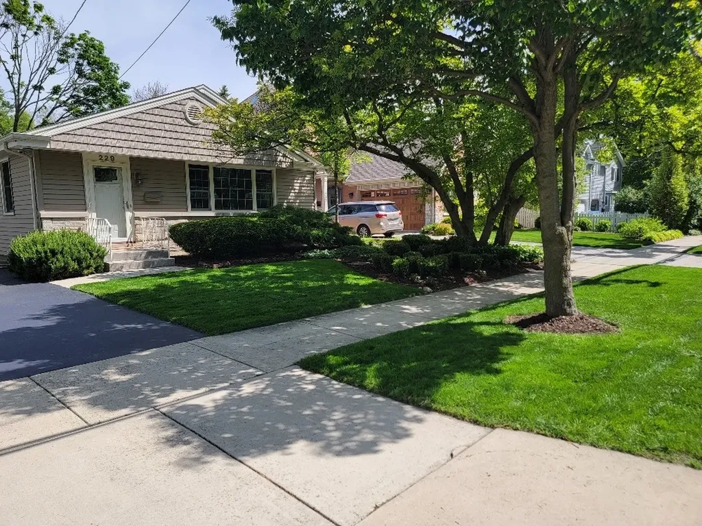 229 Fuller Road Hinsdale IL 60521