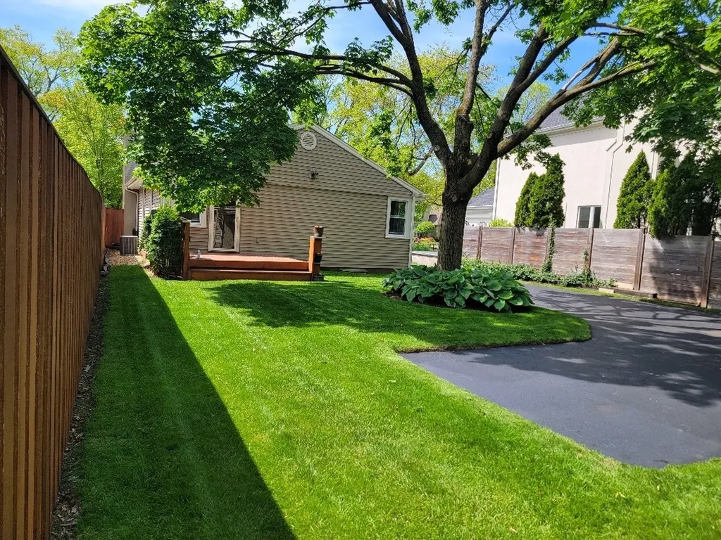 229 Fuller Road Hinsdale IL 60521