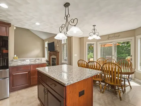 858 Freedlund Drive Rockton IL 61072