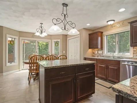 858 Freedlund Drive Rockton IL 61072