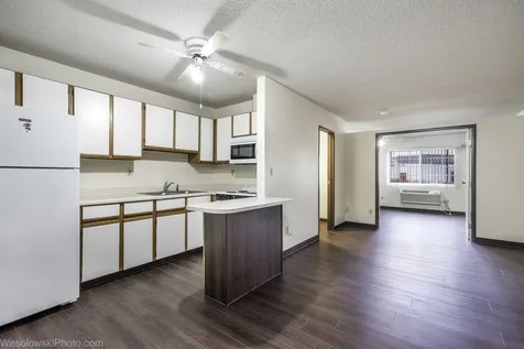 3305 Sunset Avenue Waukegan IL 60087