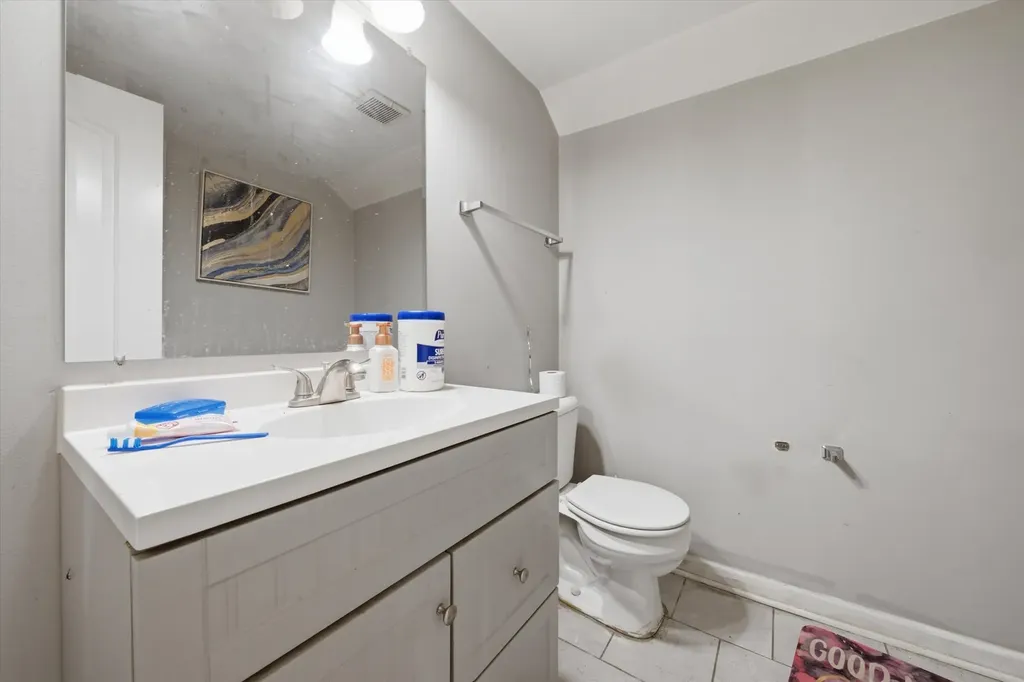 11343 South Green Street Chicago IL 60643