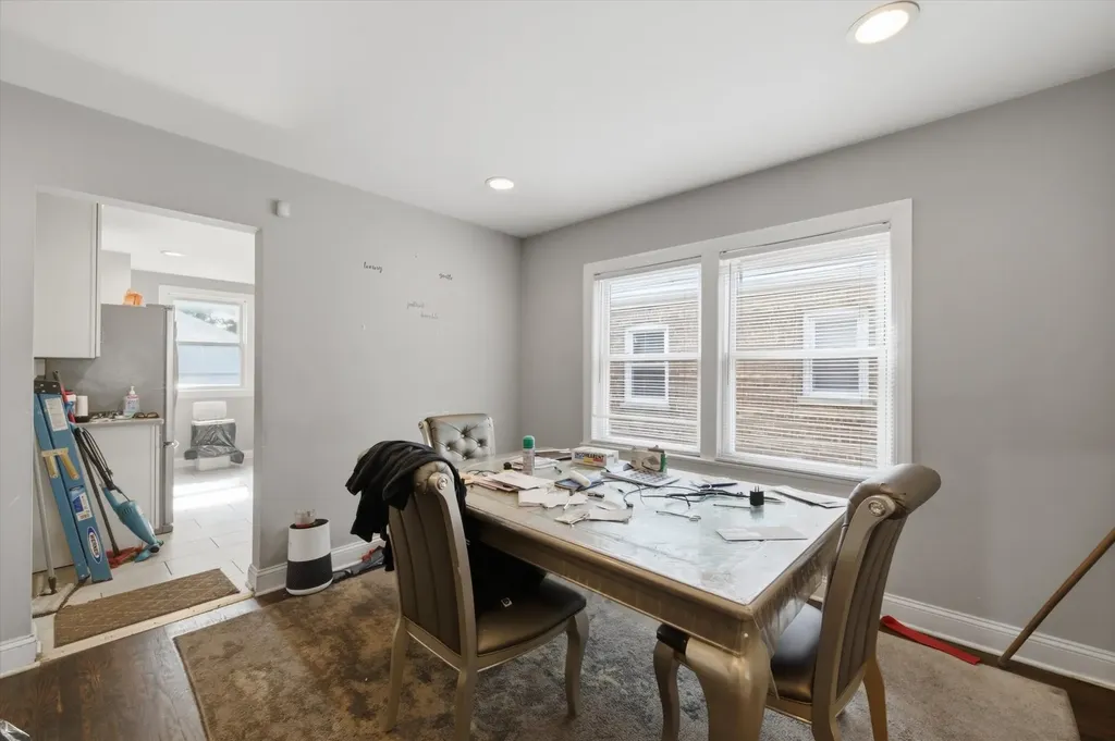 11343 South Green Street Chicago IL 60643
