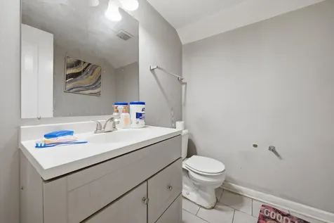 11343 South Green Street Chicago IL 60643