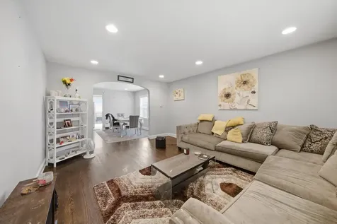 11343 South Green Street Chicago IL 60643