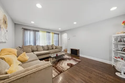 11343 South Green Street Chicago IL 60643