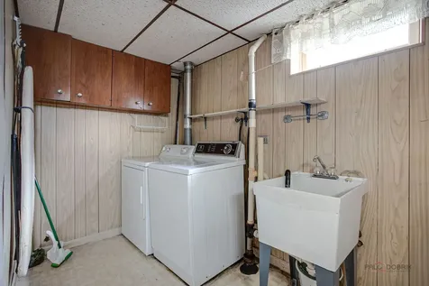 33192 North Cove Road Grayslake IL 60030