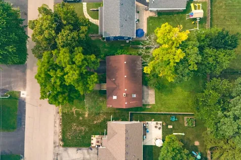 33192 North Cove Road Grayslake IL 60030