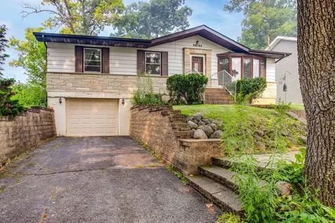 33192 North Cove Road Grayslake IL 60030