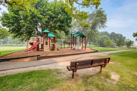 33192 North Cove Road Grayslake IL 60030
