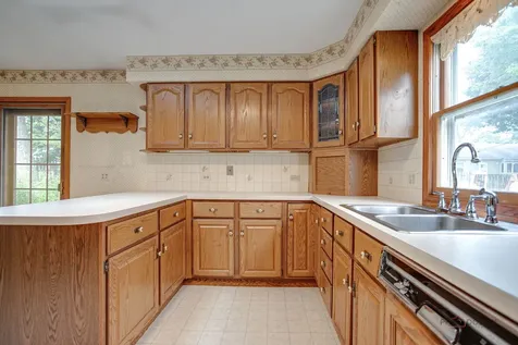 33192 North Cove Road Grayslake IL 60030