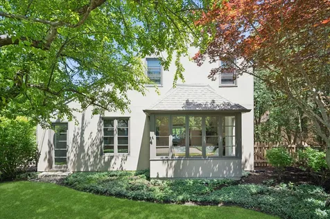 154 Glenwood Avenue Winnetka IL 60093