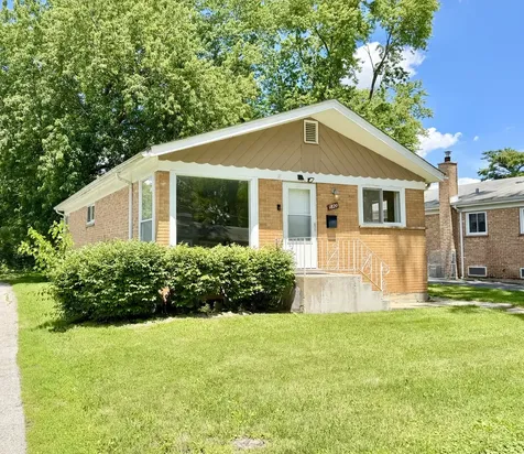 1820 169TH Street Hazel Crest IL 60429