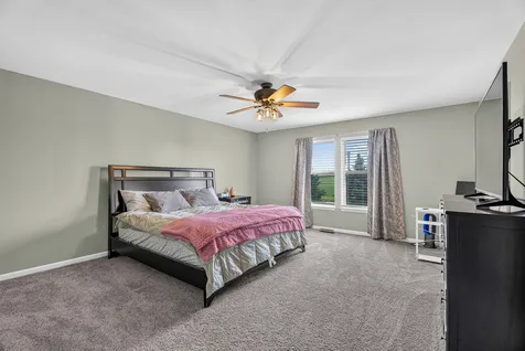 419 Zachary Drive Hampshire IL 60140